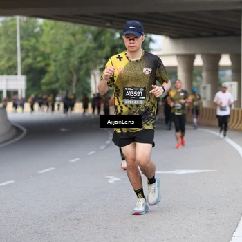 Runner Photo 6449333