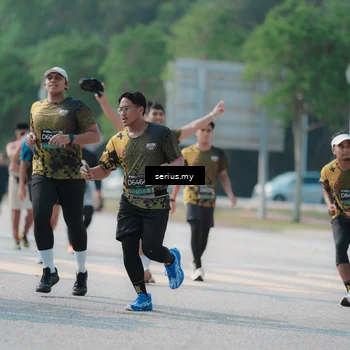 Runner Photo 6449339