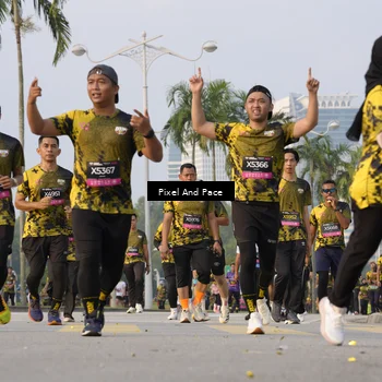 Runner Photo 6449342