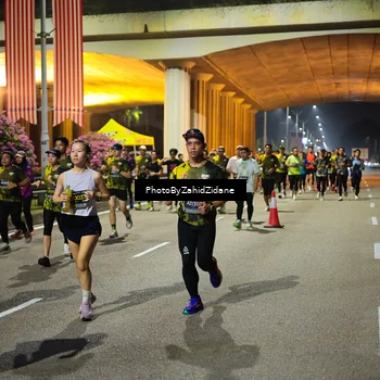 Runner Photo 6449345