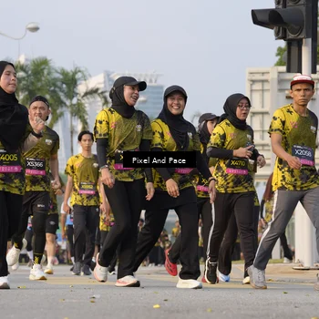Runner Photo 6449347