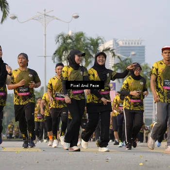 Runner Photo 6449350