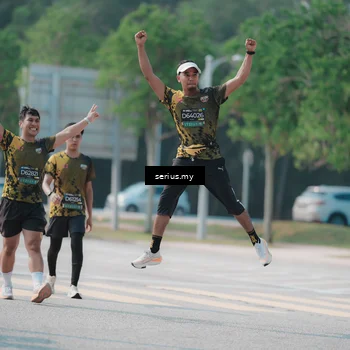 Runner Photo 6449351