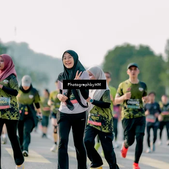 Runner Photo 6449353