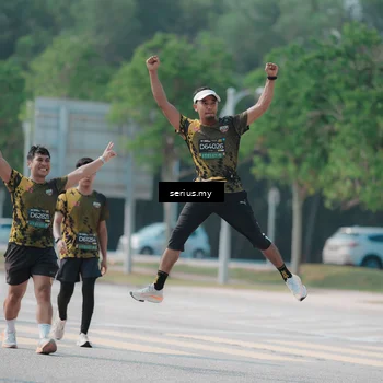 Runner Photo 6449354