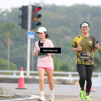 Runner Photo 6449364