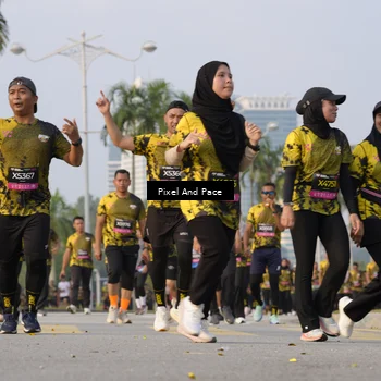 Runner Photo 6449369