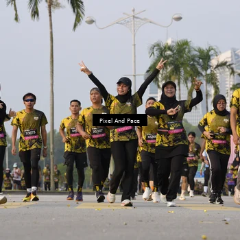 Runner Photo 6449373