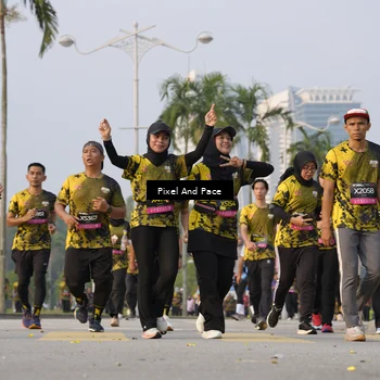 Runner Photo 6449376