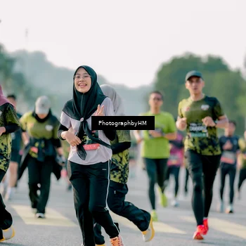 Runner Photo 6449378