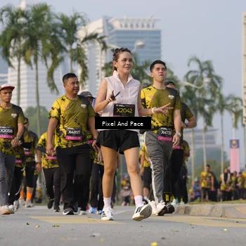 Runner Photo 6449392