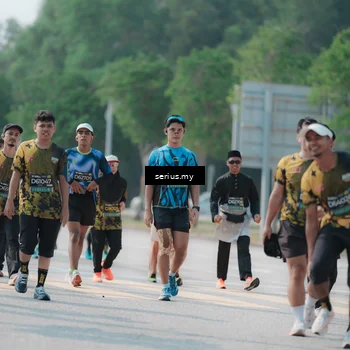 Runner Photo 6449400