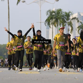 Runner Photo 6449406