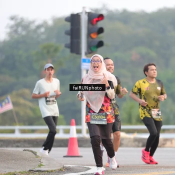 Runner Photo 6449417