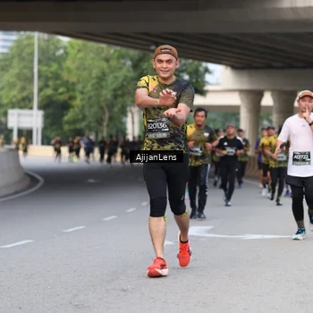 Runner Photo 6449421