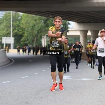 Runner Photo 6449422