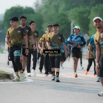 Runner Photo 6449428