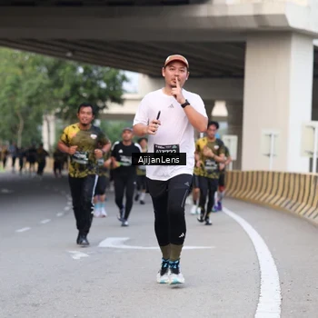 Runner Photo 6449434