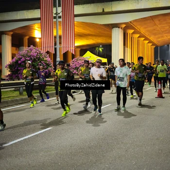 Runner Photo 6449439