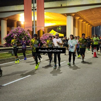 Runner Photo 6449469