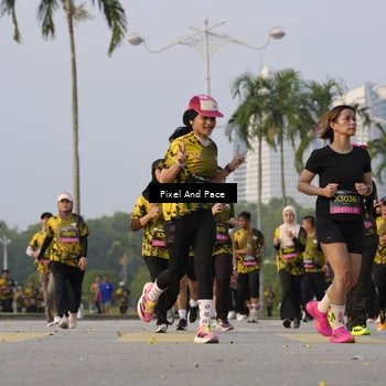 Runner Photo 6449477