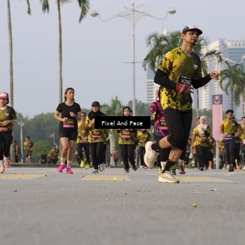 Runner Photo 6449497