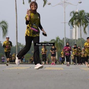 Runner Photo 6449529