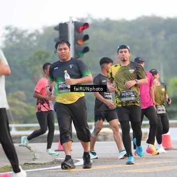 Runner Photo 6449544
