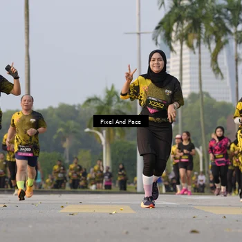 Runner Photo 6449563
