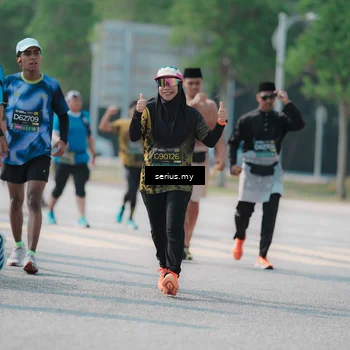 Runner Photo 6449581