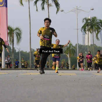 Runner Photo 6449583