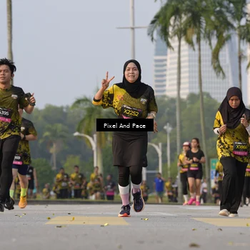 Runner Photo 6449591