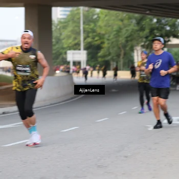 Runner Photo 6449596