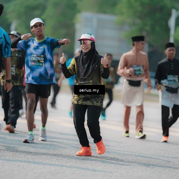 Runner Photo 6449597