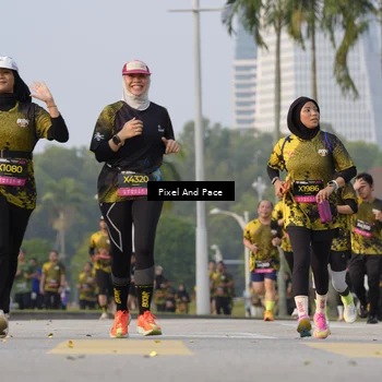 Runner Photo 6449635