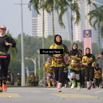 Runner Photo 6449638