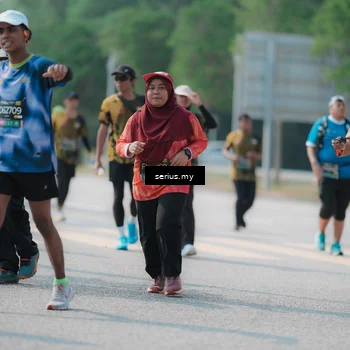 Runner Photo 6449654
