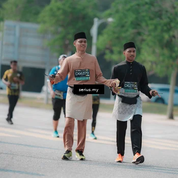 Runner Photo 6449658