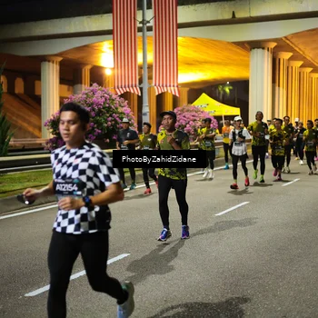 Runner Photo 6449659