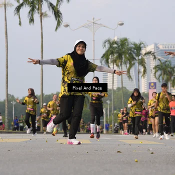 Runner Photo 6449666