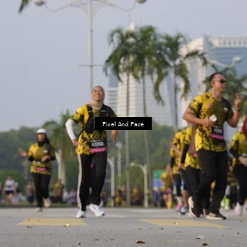 Runner Photo 6449676