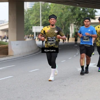 Runner Photo 6449682