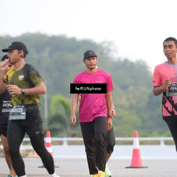 Runner Photo 6449685