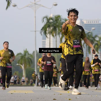Runner Photo 6449695