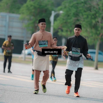 Runner Photo 6449711
