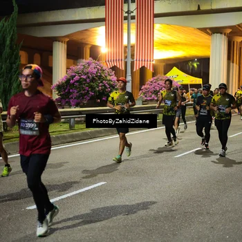 Runner Photo 6449740