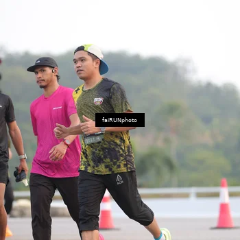 Runner Photo 6449775