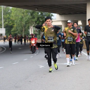 Runner Photo 6449786