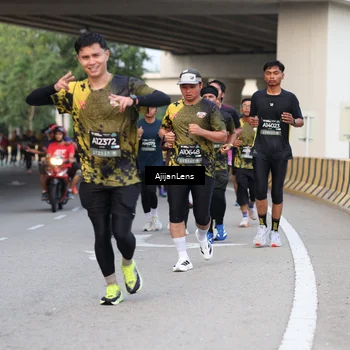 Runner Photo 6449840