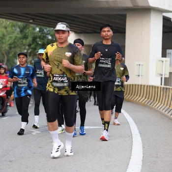 Runner Photo 6449860